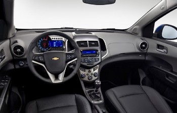 Официальный дилер Chevrolet Aveo седан Новый. Цена автомобиля
